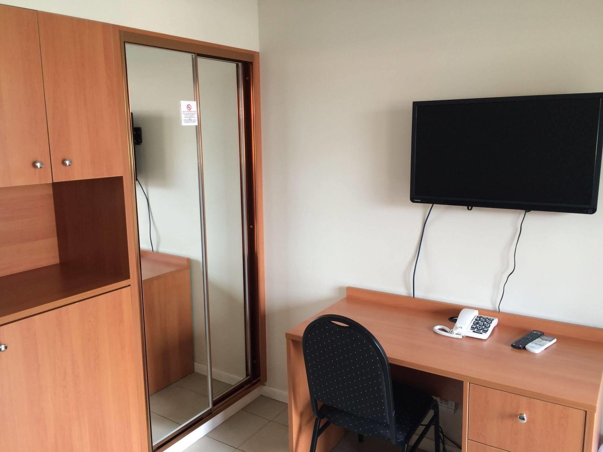 Liberty Plains Motor Inn Sydney Buitenkant foto