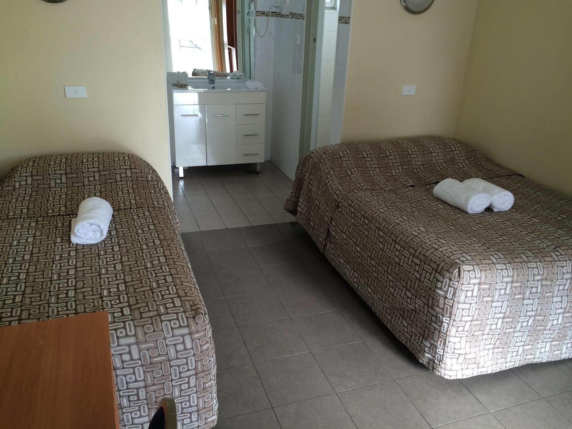 Liberty Plains Motor Inn Sydney Buitenkant foto